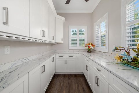 Casa en venta en Bradenton, Florida, 5 dormitorios, 518.39 m2 № 1657537 - foto 16