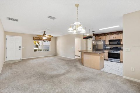 Casa en venta en The Villages, Florida, 3 dormitorios, 129.32 m2 № 2147592 - foto 16