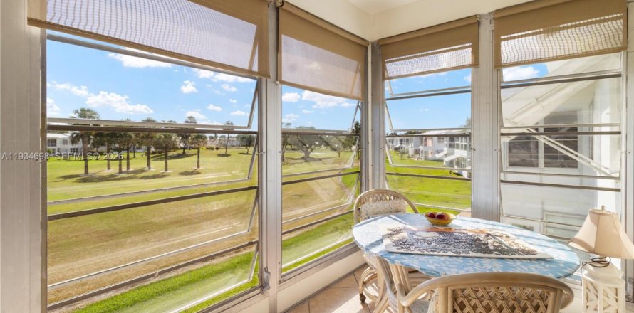 Condo à Pompano Beach, Floride, 2 chambres  № 1999189