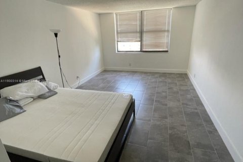 Condo in Aventura, Florida, 1 bedroom  № 1954321 - photo 5