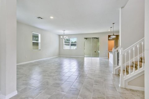 Villa ou maison à louer à Winter Garden, Floride: 4 chambres, 231.14 m2 № 2428910 - photo 6