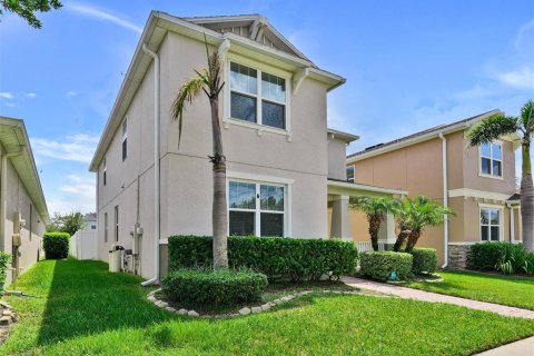 Villa ou maison à louer à Winter Garden, Floride: 4 chambres, 231.14 m2 № 2428910 - photo 3