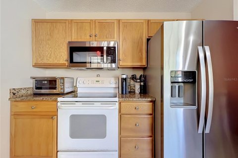 Condominio en venta en Altamonte Springs, Florida, 2 dormitorios, 122.26 m2 № 2231539 - foto 11