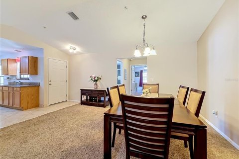 Condominio en venta en Altamonte Springs, Florida, 2 dormitorios, 122.26 m2 № 2231539 - foto 18