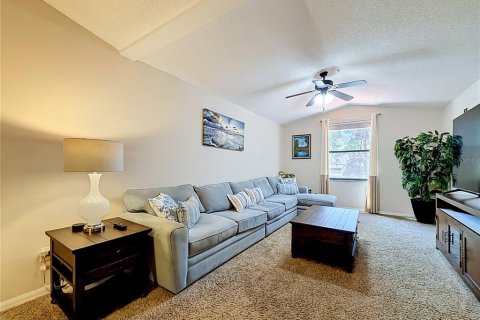 Condominio en venta en Altamonte Springs, Florida, 2 dormitorios, 122.26 m2 № 2231539 - foto 21