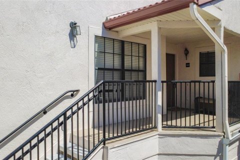Condominio en Altamonte Springs, Florida, 2 dormitorios  № 2231539