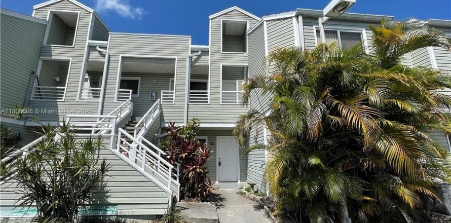 Condo à Oakland Park, Floride, 2 chambres  № 1864842