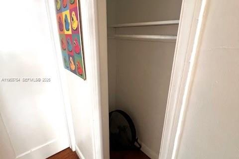 Villa ou maison à louer à Miami Beach, Floride: 46.45 m2 № 2017527 - photo 19