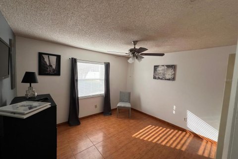 Casa en venta en Kissimmee, Florida, 2 dormitorios, 89.19 m2 № 1657219 - foto 7