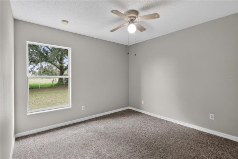 House in Kissimmee, Florida 3 bedrooms, 167.97 sq.m. № 2210030 - photo 15
