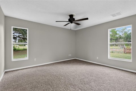 House in Kissimmee, Florida 3 bedrooms, 167.97 sq.m. № 2210030 - photo 12