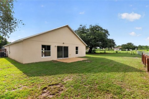House in Kissimmee, Florida 3 bedrooms, 167.97 sq.m. № 2210030 - photo 24
