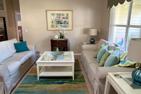 House in Lady Lake, Florida 2 bedrooms, 153.85 sq.m. № 1252988 - photo 3