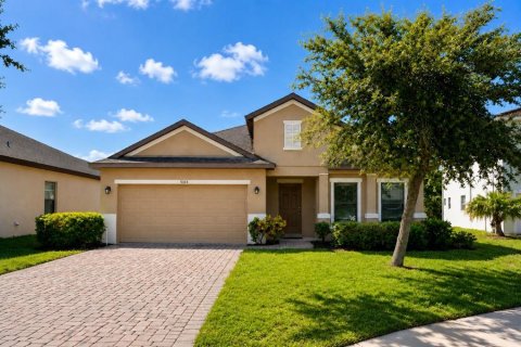 Villa ou maison à Cocoa, Floride 5 chambres, 201.13 m2 № 2334019