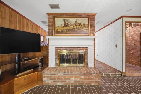 House in Tarpon Springs, Florida 5 bedrooms, 254.92 sq.m. № 2132407 - photo 15