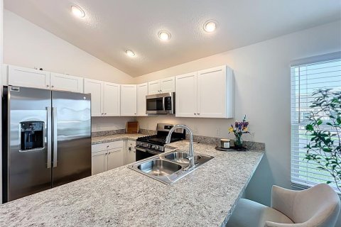 Villa ou maison à vendre à The Villages, Floride: 2 chambres, 91.42 m2 № 2105430 - photo 19