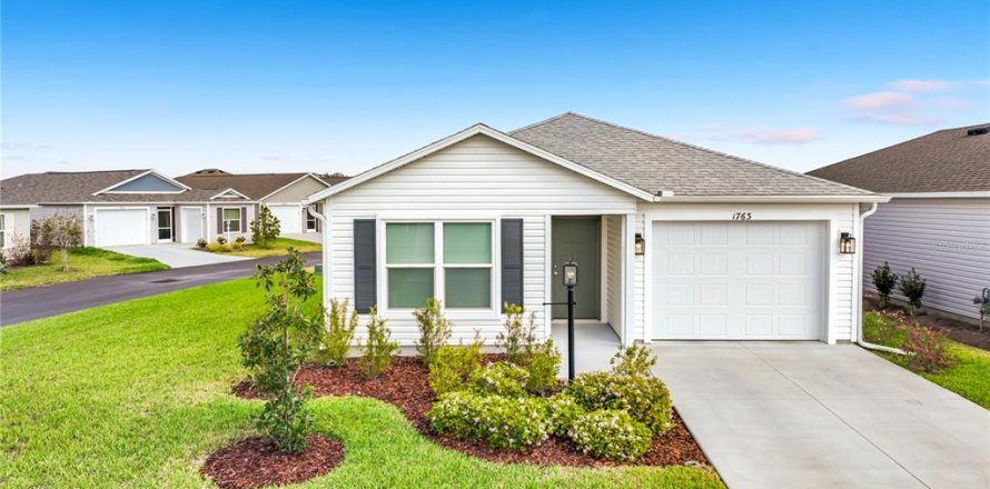 Villa ou maison à The Villages, Floride 2 chambres, 91.42 m2 № 2105430