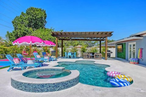 Casa en venta en Bradenton, Florida, 4 dormitorios, 223.24 m2 № 2427235 - foto 9