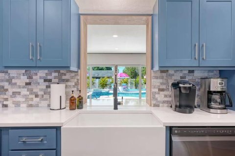 Casa en venta en Bradenton, Florida, 4 dormitorios, 223.24 m2 № 2427235 - foto 15