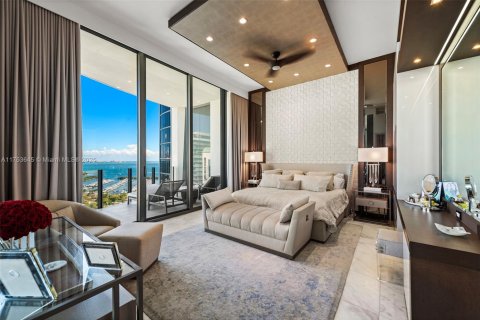 Condo in Miami, Florida, 3 bedrooms  № 1775867 - photo 12