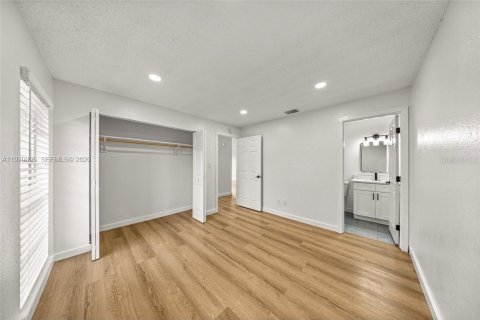 Propiedad comercial en venta en Ocala, Florida № 2030847 - foto 5