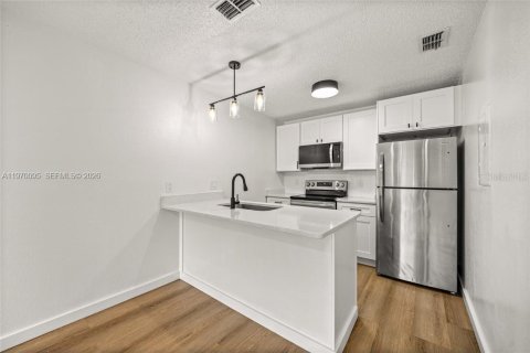 Propiedad comercial en Ocala, Florida № 2030847