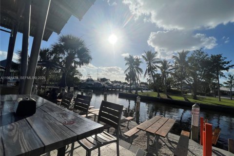 Terreno en venta en Naples, Florida № 2081119 - foto 19