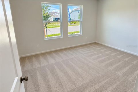 Villa ou maison à louer à Eagle Lake, Floride: 4 chambres, 161 m2 № 2404703 - photo 8