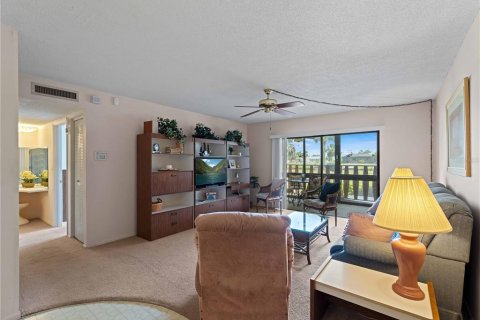Condo in Rotonda, Florida, 1 bedroom  № 1640439 - photo 3