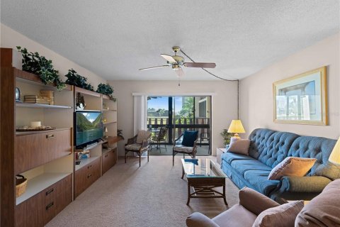 Condo in Rotonda, Florida, 1 bedroom  № 1640439 - photo 4