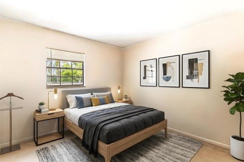 Condo in Brandon, Florida, 2 bedrooms  № 2226734 - photo 8