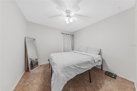 House in Winter Springs, Florida 3 bedrooms, 109.44 sq.m. № 2126568 - photo 28