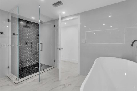 Condo in Aventura, Florida, 3 bedrooms  № 2243923 - photo 18