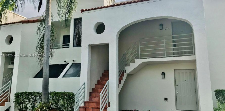 Condo in Aventura, Florida, 1 bedroom № 1763049