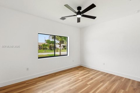 Villa ou maison à vendre à Miami, Floride: 4 chambres, 163.88 m2 № 2326894 - photo 26