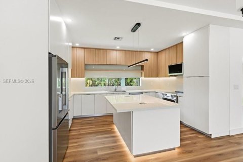 Villa ou maison à vendre à Miami, Floride: 4 chambres, 163.88 m2 № 2326894 - photo 19