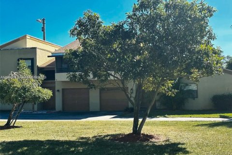 Copropriété à vendre à Miramar, Floride: 3 chambres, 111.48 m2 № 2025374 - photo 10