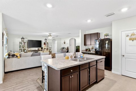 House in Ocala, Florida 4 bedrooms, 215.44 sq.m. № 2152340 - photo 26
