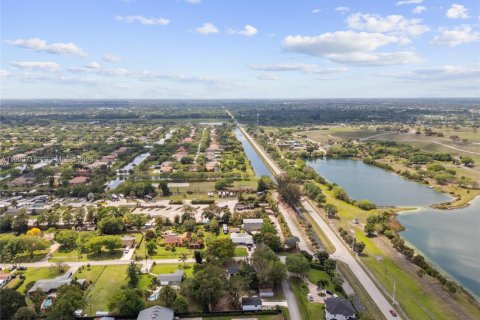 Casa en alquiler en Davie, Florida, 1 dormitorio, 63.36 m2 № 2055557 - foto 23