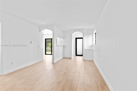 Casa en alquiler en Davie, Florida, 1 dormitorio, 63.36 m2 № 2055557 - foto 4