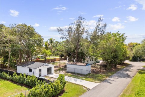 Casa en alquiler en Davie, Florida, 1 dormitorio, 63.36 m2 № 2055557 - foto 17