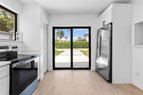 Casa en alquiler en Davie, Florida, 1 dormitorio, 63.36 m2 № 2055557 - foto 14