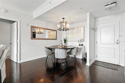 Condo in Tampa, Florida, 2 bedrooms  № 1801505 - photo 13