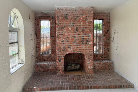 Villa ou maison à vendre à Hialeah, Floride: 3 chambres, 171.96 m2 № 1976624 - photo 8