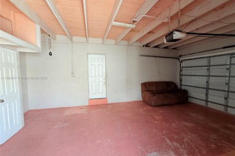 Villa ou maison à vendre à Hialeah, Floride: 3 chambres, 171.96 m2 № 1976624 - photo 22
