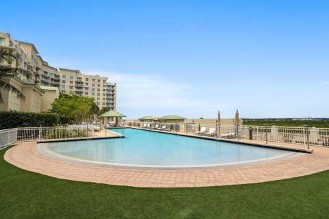 Condominio en venta en Boynton Beach, Florida, 2 dormitorios, 100.8 m2 № 2146607 - foto 27