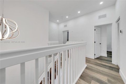 House in Homestead, Florida 6 bedrooms, 228.54 sq.m. № 2024086 - photo 16