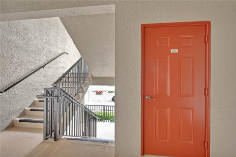 Copropriété à louer à Bradenton, Floride: 2 chambres, 107.4 m2 № 1826311 - photo 2