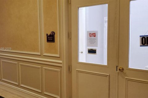 Condo in Weston, Florida, 1 bedroom  № 1956965 - photo 9