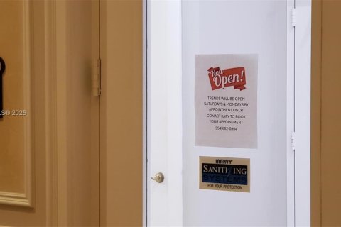 Condo in Weston, Florida, 1 bedroom  № 1956965 - photo 10